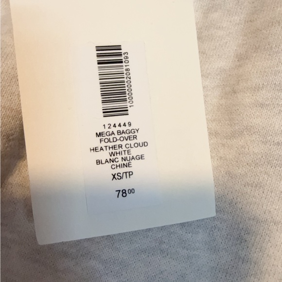 NWT 124449 MEGA BAGGY FOLDOVER HEATHER CLOUD WHITE XS ARITZIA - Picture 2 of 6